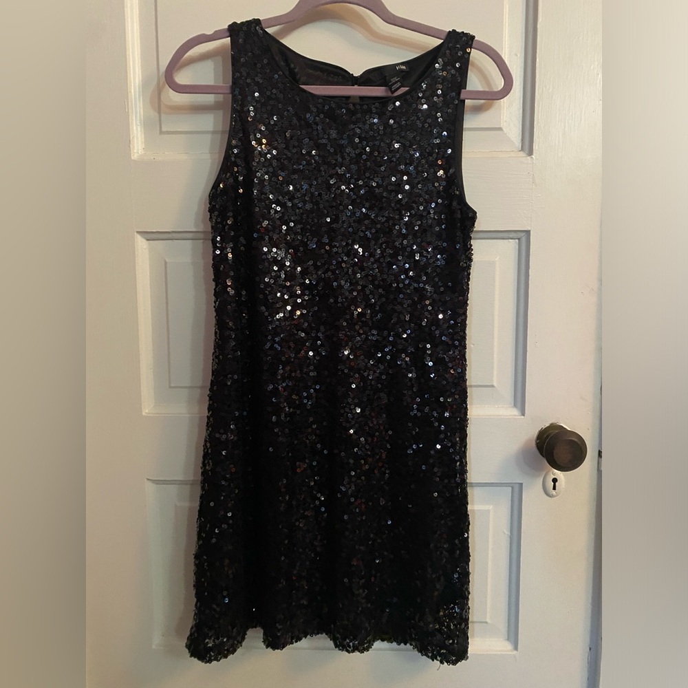 H&M black sequin sleeveless dress. EUC. Size medium.